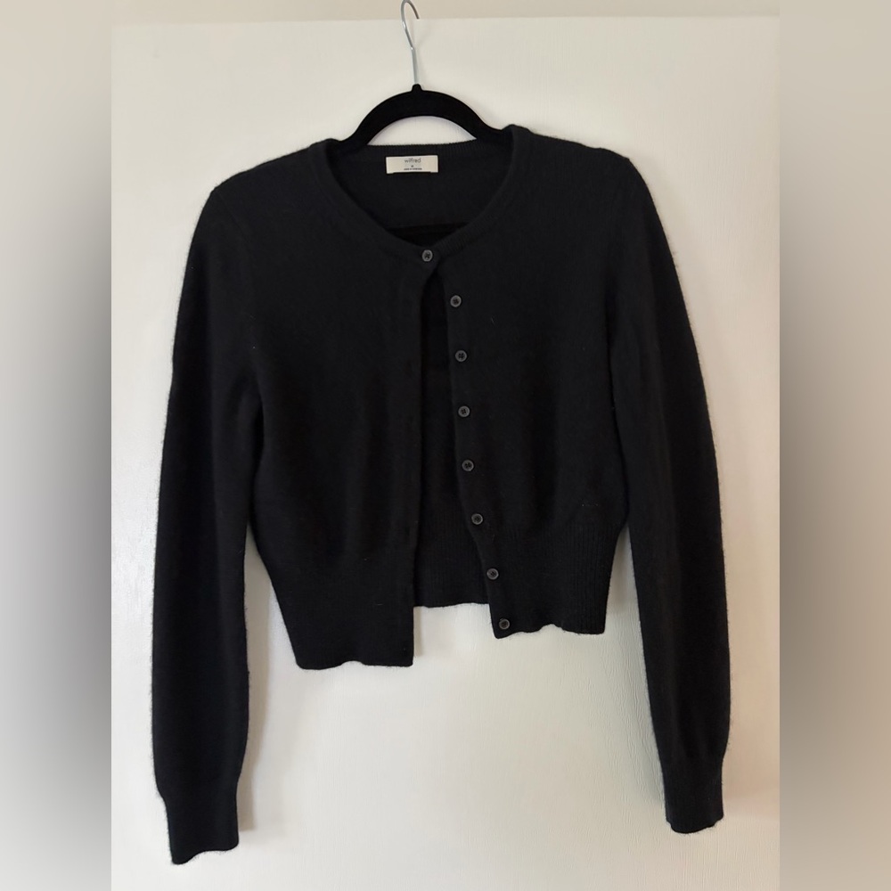SOLD 🎈Aritzia Wilfred Jolie cashmere/wool cardigan